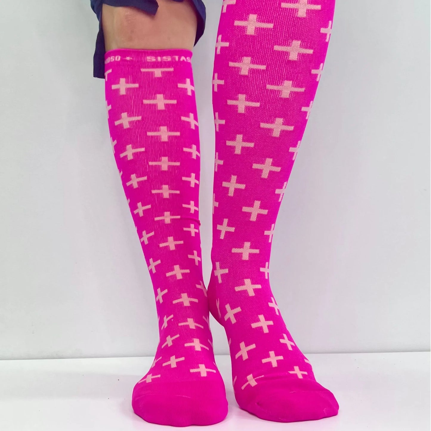 On-Shift Barbie Pink Cross Compression Socks