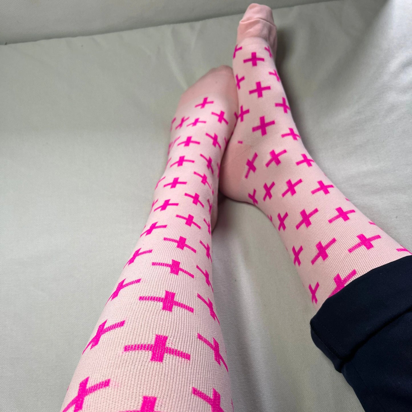 On-Shift Pink Lemonade Cross Compression Socks