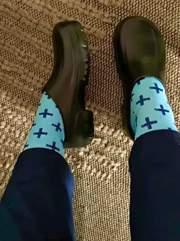 On-Shift Sky Blue Cross Compression Socks